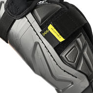 BAUER Supreme MACH Shin Guard- Jr