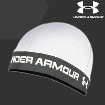 Macadán desencadenar Chispa  chispear Under Armour Skull Cap (0001)