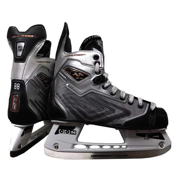 ccm vector skates