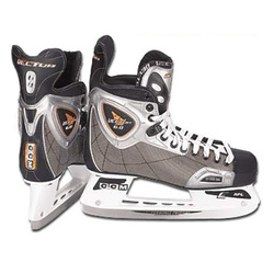CCM Vector® 6.0 Hockey Skates ('05 model)- Junior