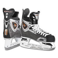 CCM Vector Pro Hockey Skates ('05 Model)- Jr