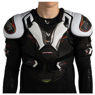BAUER Vapor Flypro Shoulder Pad- Jr
